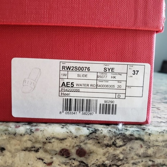 NEW Valentino Rockstud Slides with Real Shearling size 36 - Picture 11 of 11